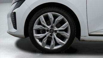 Renault Clio TECHNO E-TECH
