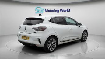 Renault Clio TECHNO E-TECH