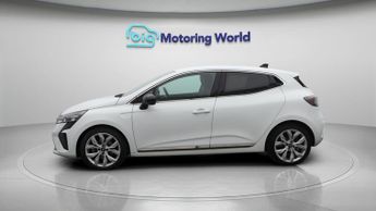 Renault Clio TECHNO E-TECH