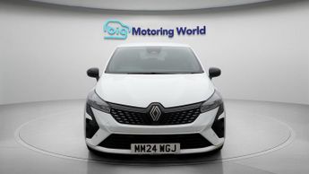 Renault Clio TECHNO E-TECH