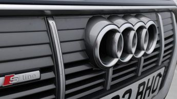 Audi e-tron SPORTBACK QUATTRO S LINE