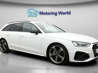 Audi A4 AVANT TFSI S LINE BLACK EDITION