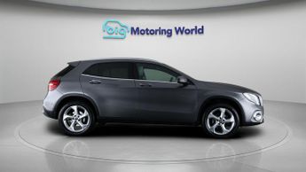 Mercedes-Benz GLA GLA 200 D SPORT PREMIUM PLUS