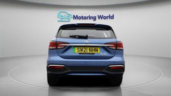 MG MG5 EXCLUSIVE