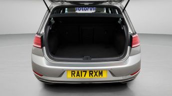 Volkswagen Golf SE NAVIGATION TSI BLUEMOTION TECHNOLOGY