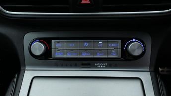 Hyundai KONA PREMIUM