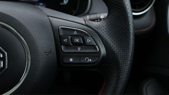 MG MG ZS TROPHY CONNECT