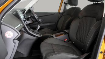 Renault Scenic ICONIC TCE