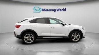 Audi Q3 SPORTBACK TDI S LINE
