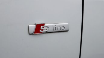 Audi Q3 SPORTBACK TDI S LINE