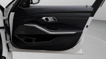 BMW 3 Series 320D M SPORT