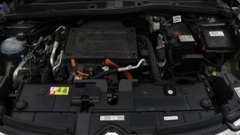 Citroen e-C4 SHINE PLUS