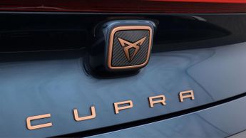 CUPRA Born V3