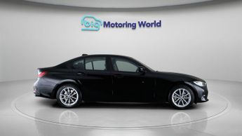 BMW 3 Series 330E SE PRO