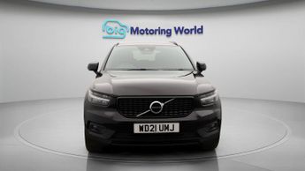 Volvo XC40 B5 R-DESIGN PRO AWD