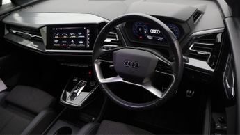 Audi Q4 e-tron S LINE