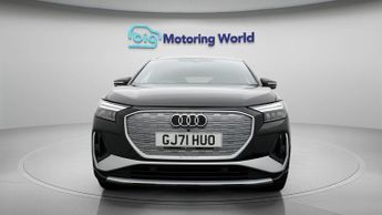 Audi Q4 e-tron S LINE