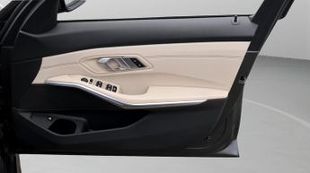 BMW 3 Series 330E M SPORT