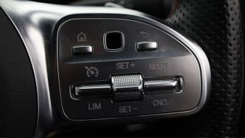 Mercedes-Benz EQA EQA 350 4MATIC AMG LINE
