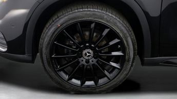 Mercedes-Benz GLA GLA 180 AMG LINE EDITION