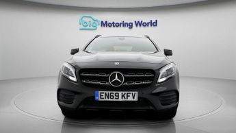 Mercedes-Benz GLA GLA 180 AMG LINE EDITION