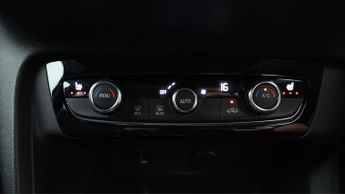 Vauxhall Corsa Electric ELITE NAV PREMIUM