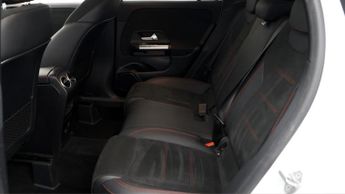 Mercedes-Benz GLA GLA 200 D AMG LINE EXECUTIVE
