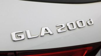 Mercedes-Benz GLA GLA 200 D AMG LINE EXECUTIVE