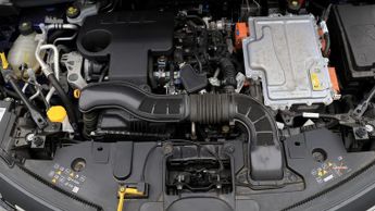 Renault Captur TECHNO E-TECH