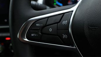 Renault Captur TECHNO E-TECH