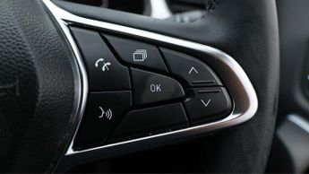 Renault Captur TECHNO E-TECH