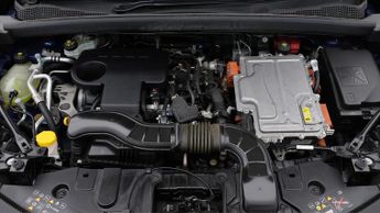 Renault Captur TECHNO E-TECH