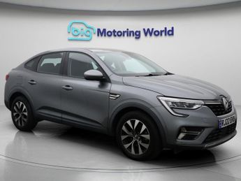 Renault Arkana ICONIC E-TECH