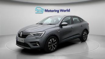 Renault Arkana ICONIC E-TECH