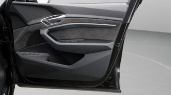 Audi e-tron QUATTRO SPORT