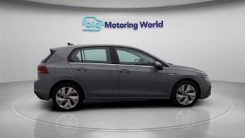 Volkswagen Golf STYLE TDI DSG