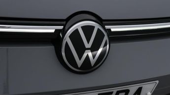 Volkswagen Golf STYLE TDI DSG