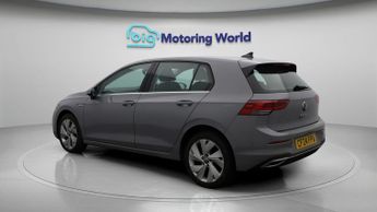 Volkswagen Golf STYLE TDI DSG