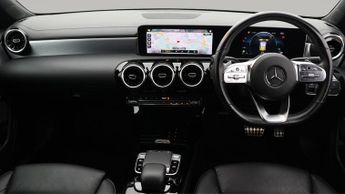 Mercedes-Benz CLA CLA 200 AMG LINE