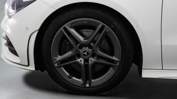 Mercedes-Benz CLA CLA 200 AMG LINE