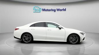 Mercedes-Benz CLA CLA 200 AMG LINE