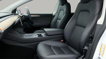 Tesla Model Y BASE