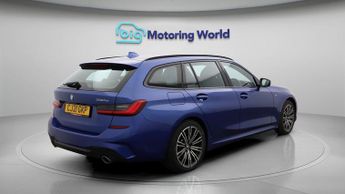 BMW 3 Series 330E M SPORT
