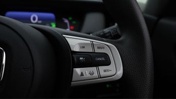 Honda Jazz I-MMD SR