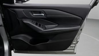 Nissan Qashqai DIG-T ACENTA PREMIUM DCT
