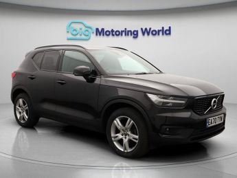 Volvo XC40 T3 R-DESIGN