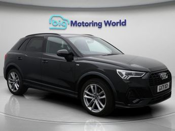 Audi Q3 TFSI S LINE BLACK EDITION