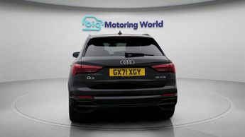 Audi Q3 TFSI S LINE BLACK EDITION