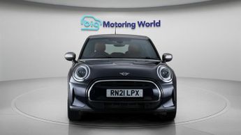 MINI Hatch COOPER EXCLUSIVE