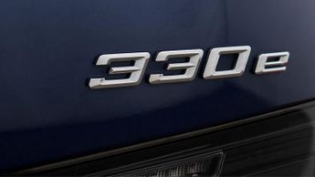 BMW 3 Series 330E SE PRO